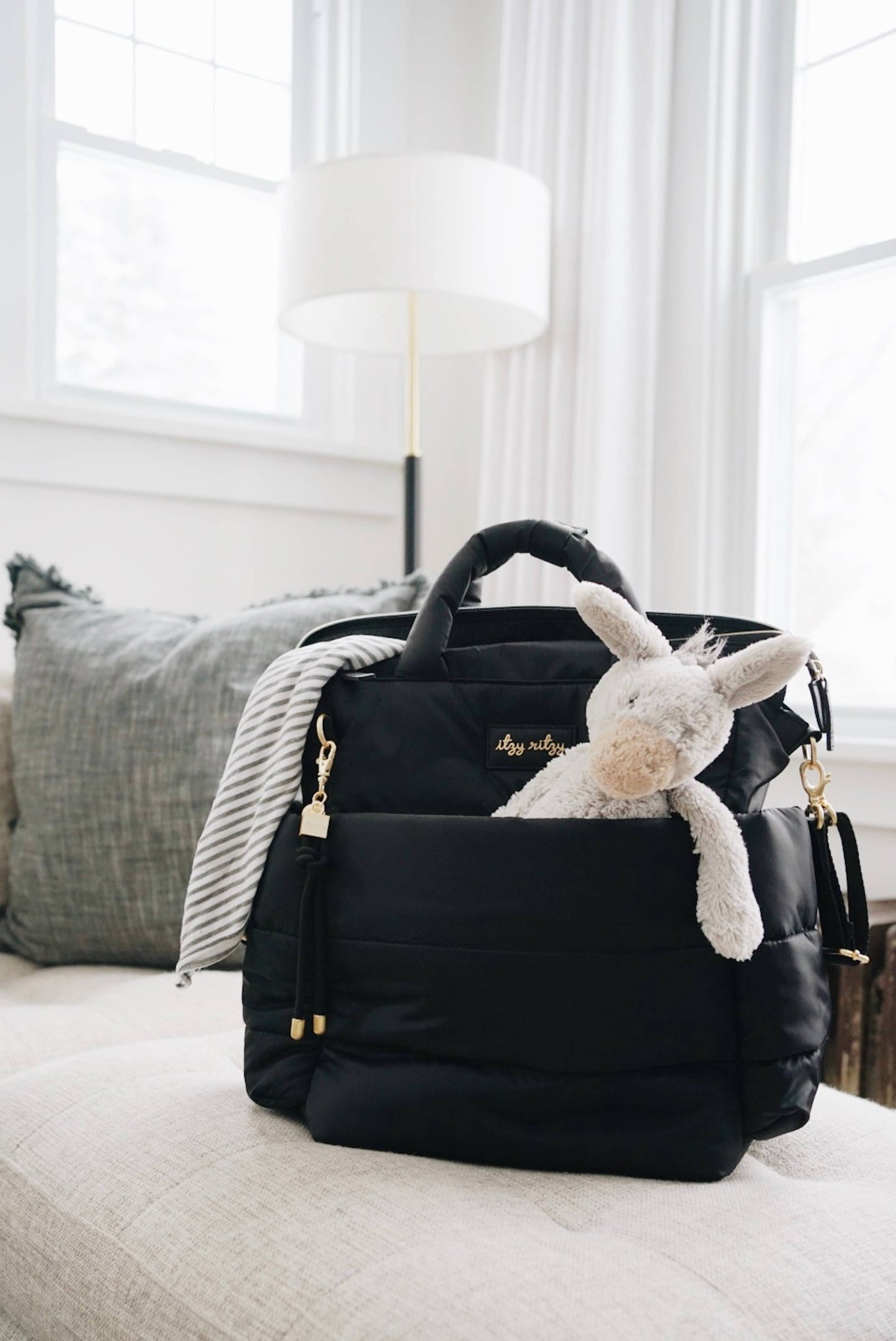 *NEW* Dream Convertible™ Midnight Black Diaper Bag